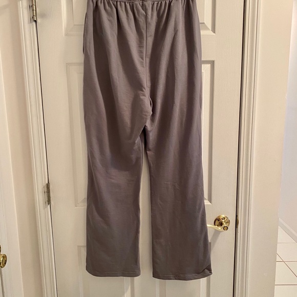 NEW - Junonia Ladies Gray Pants - Size 1x - Picture 4 of 7